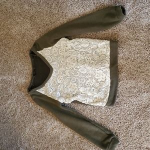 Dex size medium green and white crochet front wide v-neck sweatshirt never worn